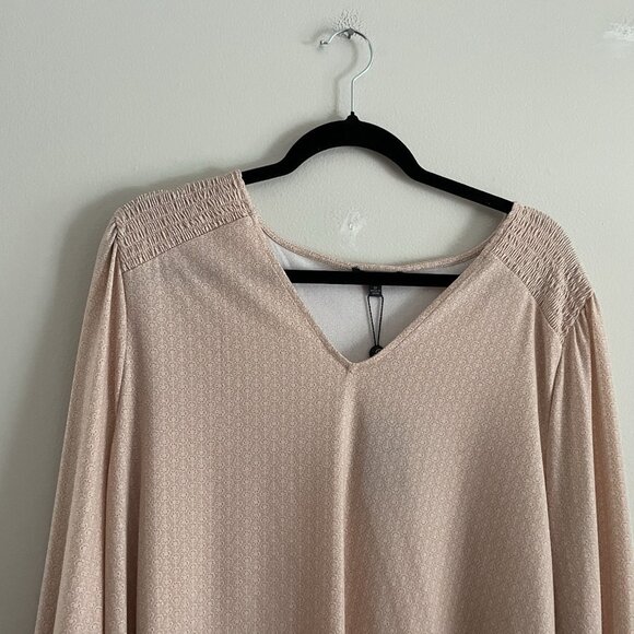 Adrianna Papell Women Plus SZ 2X Blush Pink Micro Floral L/S V-Neck Blouse NWT - Picture 4 of 11